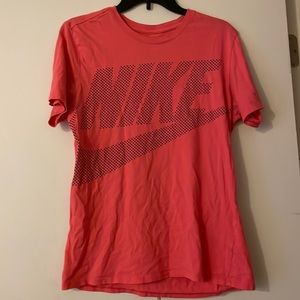 Nike tshirt size medium
